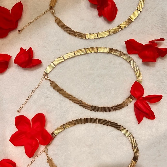 🌹18” Gold Tone Necklace - Picture 4 of 8